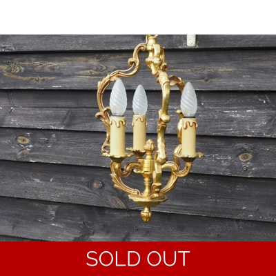 French vintage golden bronze 3 branch birdcage chandelier Louis XV style in excellent condition soli